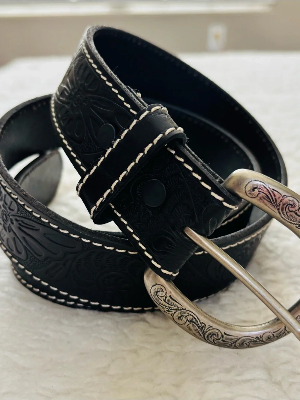 Classic Black Embossed Leather Western Belt with Engraved Silver Buckle Sz 38